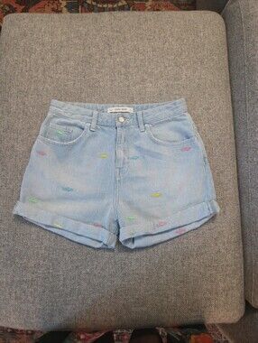 Zara  Wmns 8 Shorts High Rise Embroidery Shark Rolled Cuff Hem Light Wash Denim